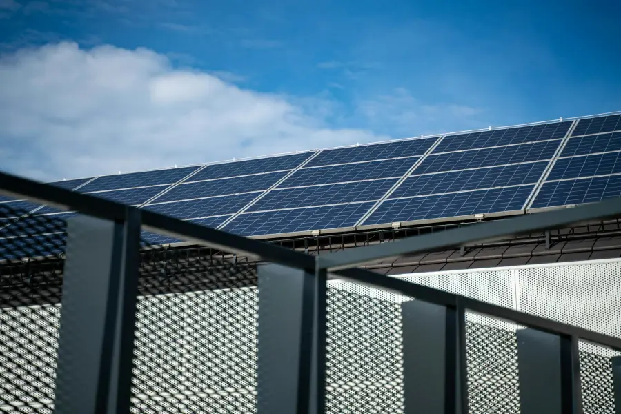 Energia rinnovabile, incentivi per impianti fotovoltaici nelle aree produttive del Molise